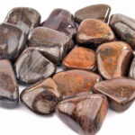 Shattuckit Trommelsteine Ø ca. 8 – 12 mm Edelsteine Heilsteine bei Wunderstein24
