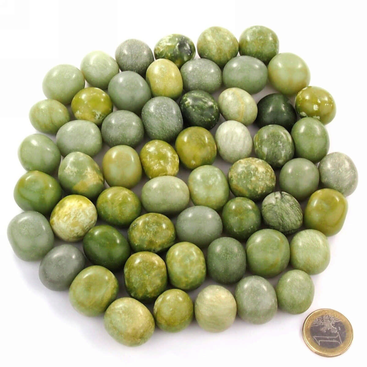 Jade | Serpentin Trommelsteine handpoliert Ø ca. 20 – 25 mm Edelsteine Heilsteine bei Wunderstein24 Jade | Serpentin Trommelsteine handpoliert Ø ca. 20 – 25 mm Edelsteine Heilsteine bei Wunderstein24