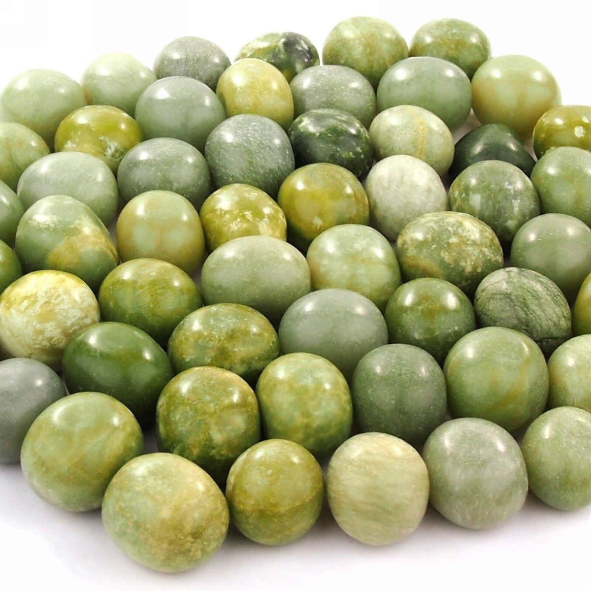 Jade | Serpentin Trommelsteine handpoliert Ø ca. 20 – 25 mm Edelsteine Heilsteine bei Wunderstein24 Jade | Serpentin Trommelsteine handpoliert Ø ca. 20 – 25 mm Edelsteine Heilsteine bei Wunderstein24