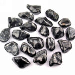 Schungit Trommelsteine Ø ca. 35 – 60 mm Edelsteine Heilsteine bei Wunderstein24