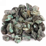 Smaragd in Matrix Rohsteine Ø ca. 30 – 50 mm Edelsteine Heilsteine bei Wunderstein24