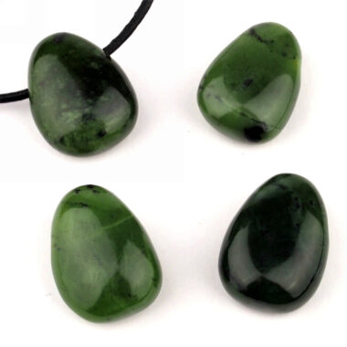Nephrit | Jade Cabochon Anhänger seitlich gebohrt Edelsteine Heilsteine bei Wunderstein24