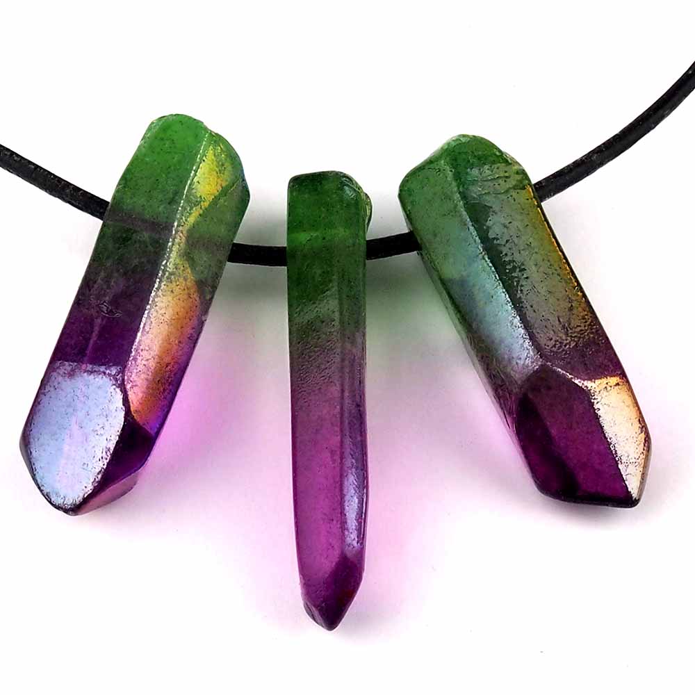 Aqua Angel Aura Anhänger Bergkristall Spitze lila | grün gebohrt Edelsteine Heilsteine bei Wunderstein24 Aqua Angel Aura Anhänger Bergkristall Spitze lila | grün gebohrt Edelsteine Heilsteine bei Wunderstein24