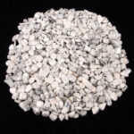 Magnesit | Howlith weiß Trommelsteine Ø ca. 8 – 15 mm Edelsteine Heilsteine bei Wunderstein24