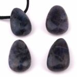 Perlmutt Engelsflügel Anhänger mit silberner Öse & Silber rhodiniert Edelsteine Heilsteine bei Wunderstein24