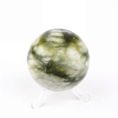 Jade | Serpentin Kugel Ø ca. 56 mm in sehr guter Qualität und Farbe Edelsteine Heilsteine bei Wunderstein24